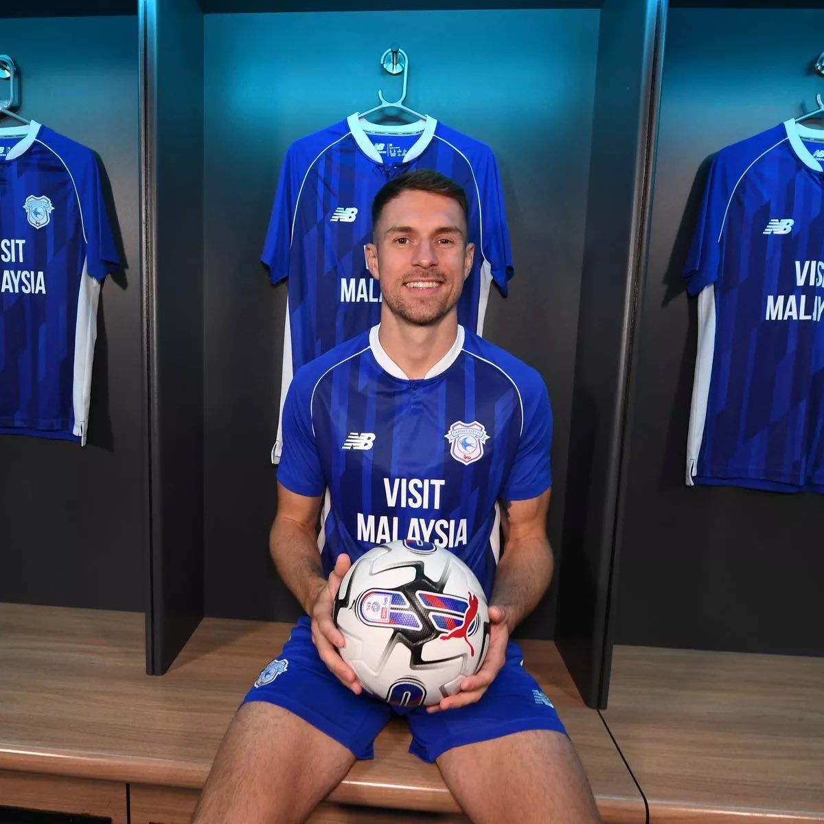 The wanderer has returned and now he’s back on home soil and back in blue.