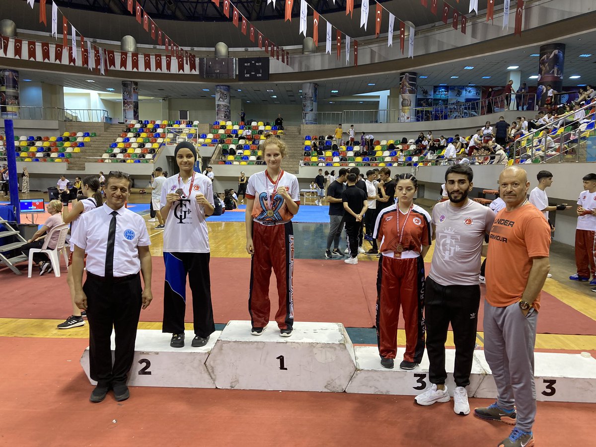 kafkaskibaroglu's tweet photo. 30 Ağustos Zafer Bayramı İstanbul Kick Boks Şampiyonası Halen Devam etmektedir Şu Ana Kadar 3 Altın 2 Bronz Madalya Aldık iki sporcumuz Devam Ediyor, Katılan tüm Ekibimizi Tebrikler Ediyorum, @salimkayici @ersanturan_ @MHP_Bilgi @dgskon @akgencistanbul @gencliksporbak @ciftpelin https://t.co/WmGtBOfD5S