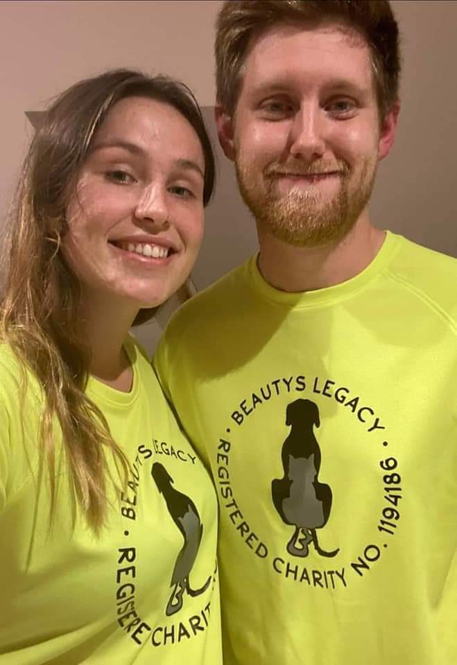 These two incredible human beings are in the #greatnorthrun , raising money for our charity and alzheimers uk You can donate by following the link below. m.facebook.com/story.php?stor… @alzheimerssoc @alzassociation @PipTomson @MichAckerley @reallorraine @clarebalding @ChrisGPackham