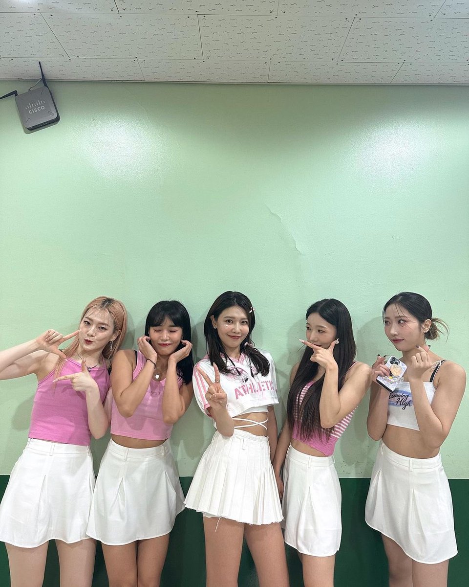 sycstagram's tweet photo. [INSTAGRAM POST] sooyoungchoi: 

행복했찌?? 구럼 됐다!! 💓 
#마이뮤즈 #이제시작 #sooyoungmymuseinseoul

#SOOYOUNG #소녀시대수영 #최수영 #수영 #soostagram https://t.co/KgDSsMFArw