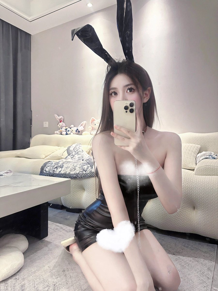 你也想当姐的小狗吗？ https://t.co/yCPKECocO4