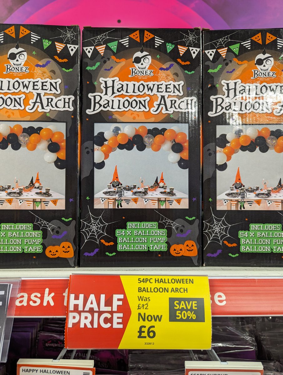 AlhambraCentre's tweet image. Halloween Fans, Rejoice! 🎃🕷️🍬

@Poundstretcher1 is embracing the Halloween magic already, and we can't wait for things to get even spookier! 👻 Hurry to the Alhambra today and get your hands on this haunting home decor! 🧙‍♀️

#Poundstretcher #HalloweenPrep #halloween