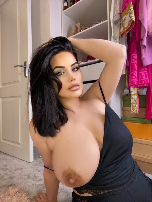 I wish more guys liked natural tits!! https://t.co/G4IPv1hlGM