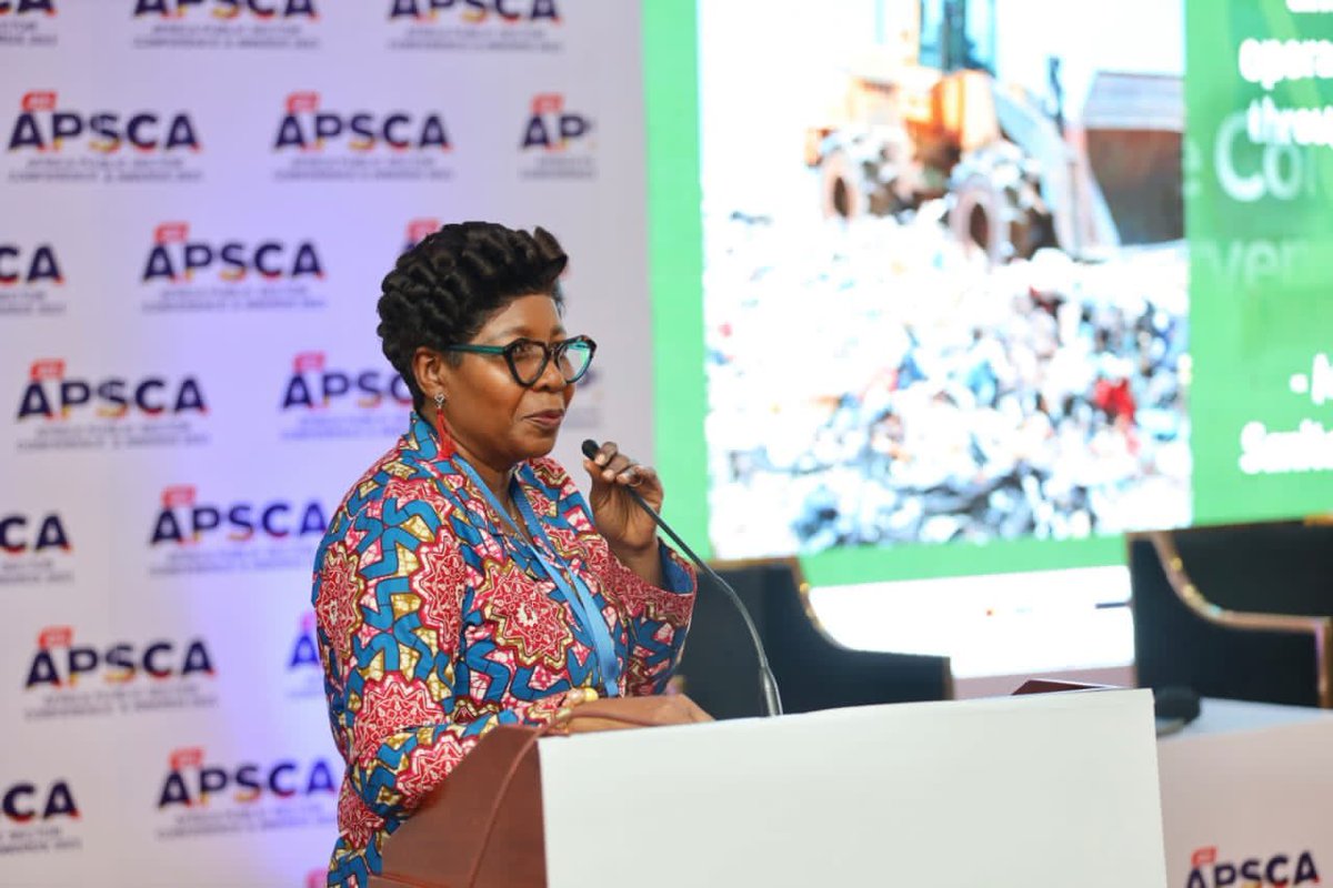 thejospongroup's tweet photo. This followed a brilliant presentation by Mrs. Florence Larbi, at the conference as part of a panel discussion detailing Jospong’s immense contribution to the Green Economy.

#AfricanClimateSummit  #COP28  #Jospong #APSCA https://t.co/xYNBe0kVBQ