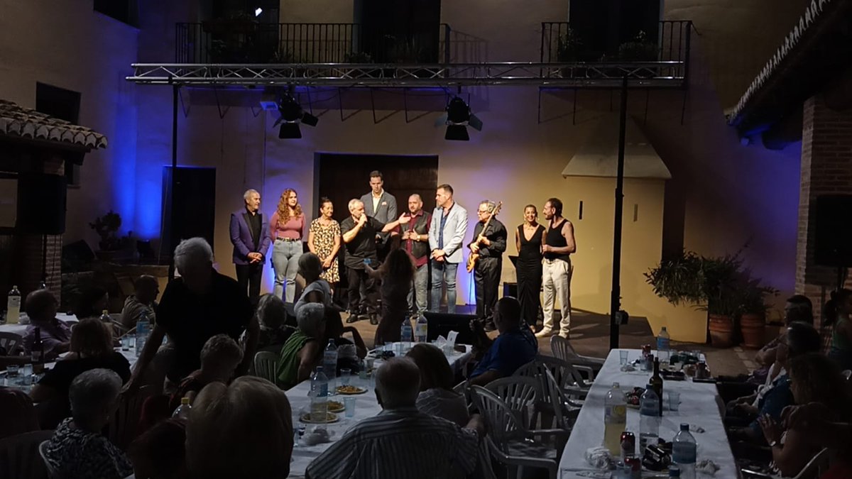 🇸🇳 CENA SOLIDARIA
"La Pobla Ayuda", Juntos con Senegal, es un ONG local que pone en marcha proyectos que crean oportunidades de futuro para personas y familias en riesgo de exclusión. 👇🏿❤️

m.facebook.com/story.php?stor…
#LPV #lapobladevallbona #viurelapoblasolidària