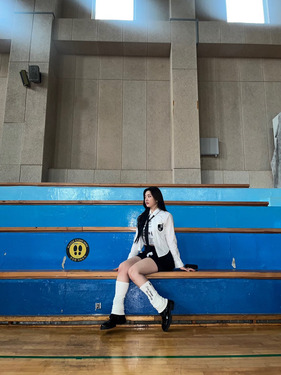 by_Weeekly's tweet photo. [#박소은]
D-2✌️🍀

#Weeekly #위클리
#ParkSoeun https://t.co/ilEqX660CP