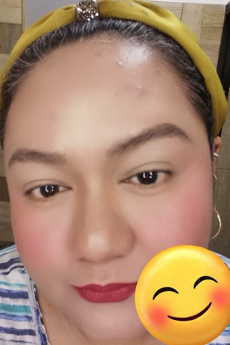 _mspablo's tweet photo. Sunday. Taong bahay lang. At napag desisyunan kong mag makeup. Bicoz i can. Charing. https://t.co/6MGQDHNIYU