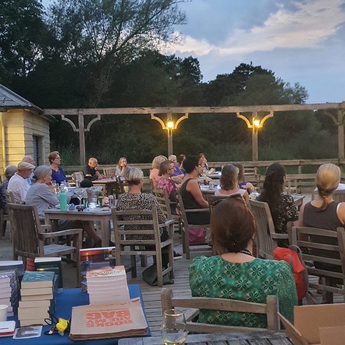 Thank you so much to everyone who joined us @CastleHowardEst for an evening of Women, Water and Words with @BooksKemps 🌿 A joy and privilege to share #SUPGB alongside @AmyJaneBeer and @sarahbanks21 ☀️ @VertebratePub #BookTwitter