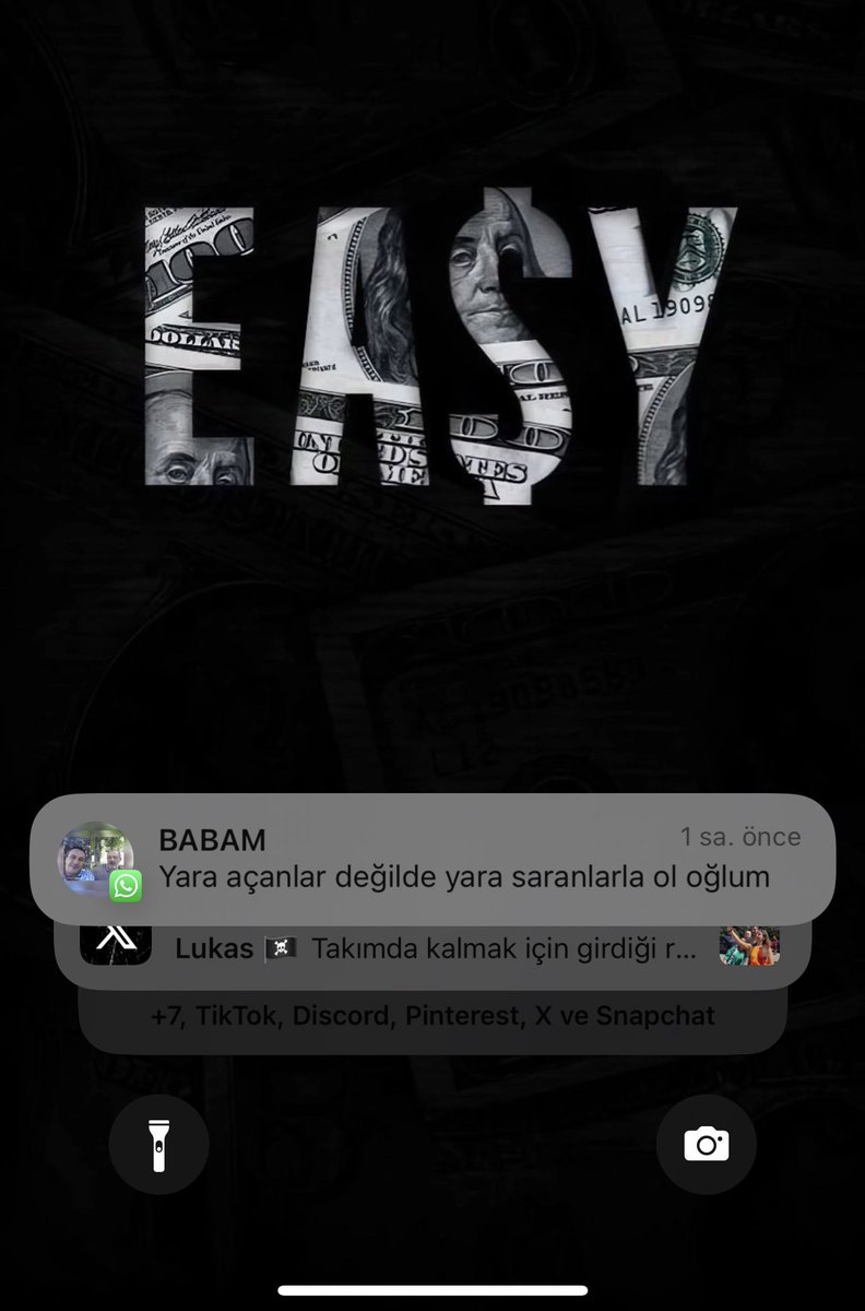 _ariftuna's tweet photo. Bu gün babamla romantik başladık . Böyle romantik olma seni üzerler baba https://t.co/JVpVopCK9w