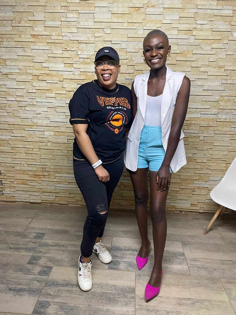 mosoma_masesi's tweet photo. #RememberShe Sekhukhune Edition at Mtaito was Hella Nice...
@lee_dacocktail Continue Empowering Upcoming female djs..Your work is beautiful nd thank you for the opportunity to be featured nami🙏🙏🔥🔥
#deephouse
#maslady
#remembershe https://t.co/RbFrlSba1K