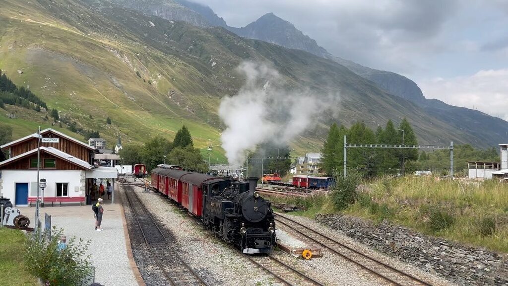 furkadampf's tweet photo. Der Stammzug verlässt die DFB-Station Realp und macht sich auf den Weg über die wundervolle Furka-Bergstrecke.
#dampfbahnfurkabergstrecke @dfb_ch #furkadampfbahn #furkabergstrecke #furka #furkabergbahn #realp #gletsch #oberwald https://t.co/39HVD8au8b https://t.co/PPQSpzxrjR