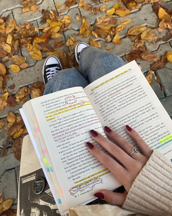 etherealdior's tweet photo. studying outside >>> https://t.co/kps1Y9kkWQ
