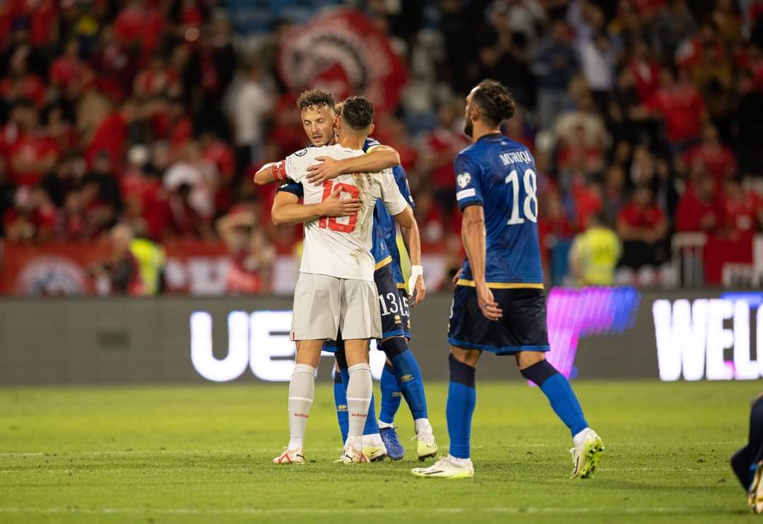 kosovanfooty_EN's tweet image. Brother&apos;s love! ♥️

#KOSSUI I 🇽🇰🇨🇭