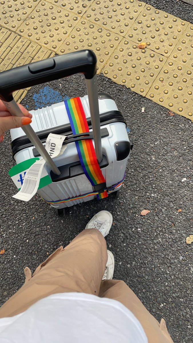 ゆい@lowkey tweet media