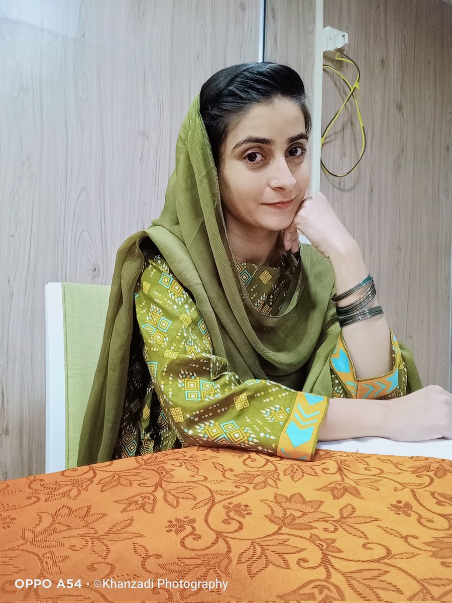 محبت ہونا غیر اختیاری عمل ہے لیکن اس محبت کو قائم رکھنا مکمل طور پر اختیاری عمل ہے۔