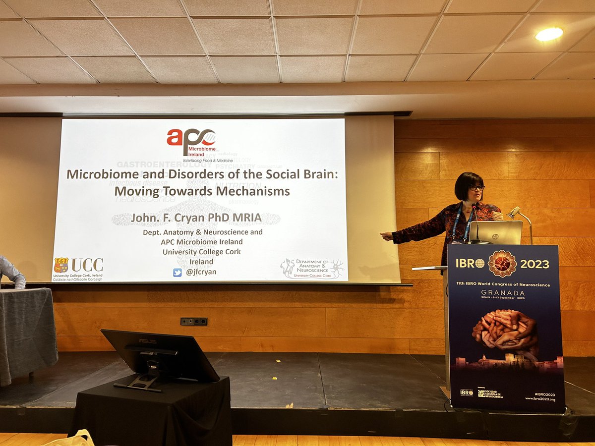 Great to hear from <a href="/jfcryan/">John F. Cryan</a> #IBRO2023     Being introduced by <a href="/HeijtzRochellys/">Rochellys Heijtz</a>