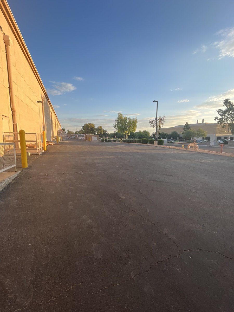 Picture from the other night recognizing Don from lot. He doesn’t want attention or to be in the middle but we couldn’t have the best looking lot without him. I appreciate my team. <a href="/zeeepee/">Zinnia Padilla</a>