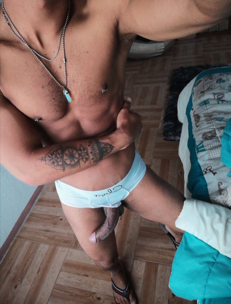 CristNewlaofc's tweet photo. @josxhelo 🍆 https://t.co/Xg4lWJCbSY
