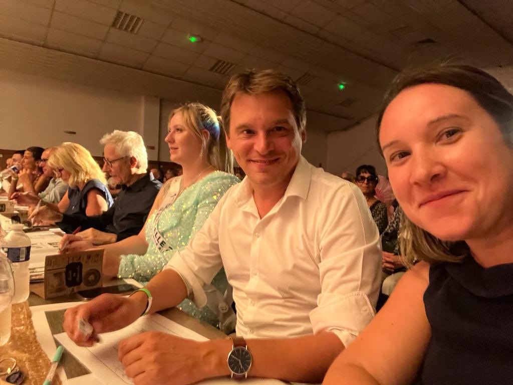VeroPouzadoux's tweet photo. 👸🏻👠 Jury @MademoiselleAuvergne Élégance, Bienveillance. Un concours des temps modernes où chaque jeune fille a exprimé sa personnalité. Féminisme et Féminité ensemble. 🤩👏🏼 Marine et son équipe de bénévoles. Bienvenue à Melle Auvergne 2023 #Brout-Vernet #Comcom @Allierdpt https://t.co/W9MEl9LmUm
