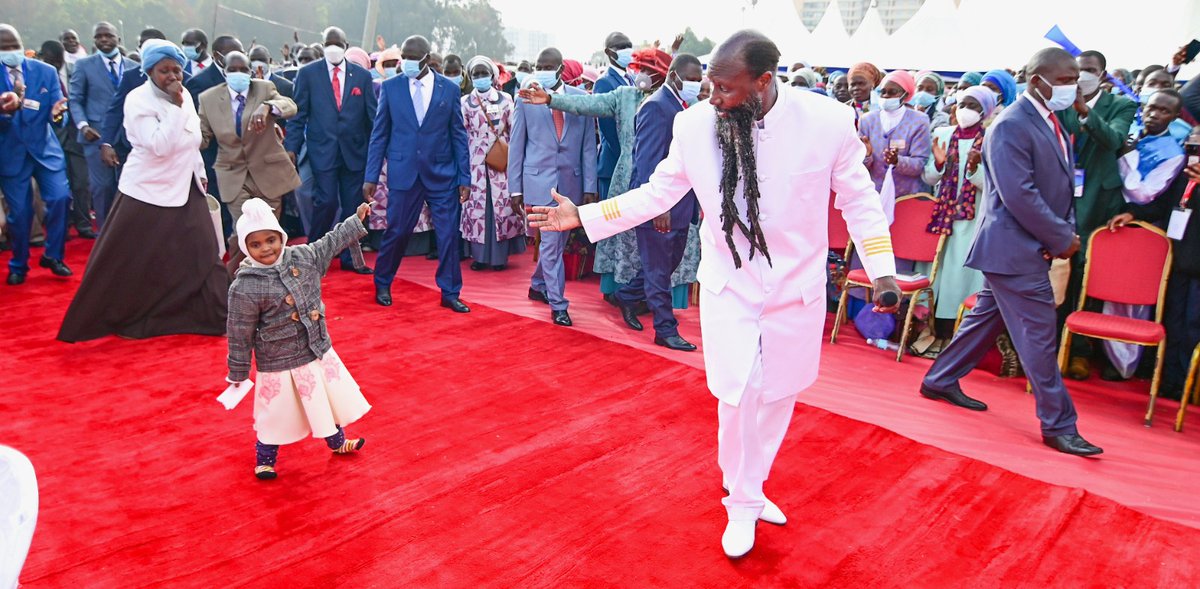 OtengoHillary's tweet photo. THE LORD is using the Miracles of THE LORD to Reach out to the hearts of all Mankind that they may Repent and choose Holiness and Sanctity.!
Cripples are walking.!
#TheIndelibleMiracles https://t.co/ZD3sIGxPVa