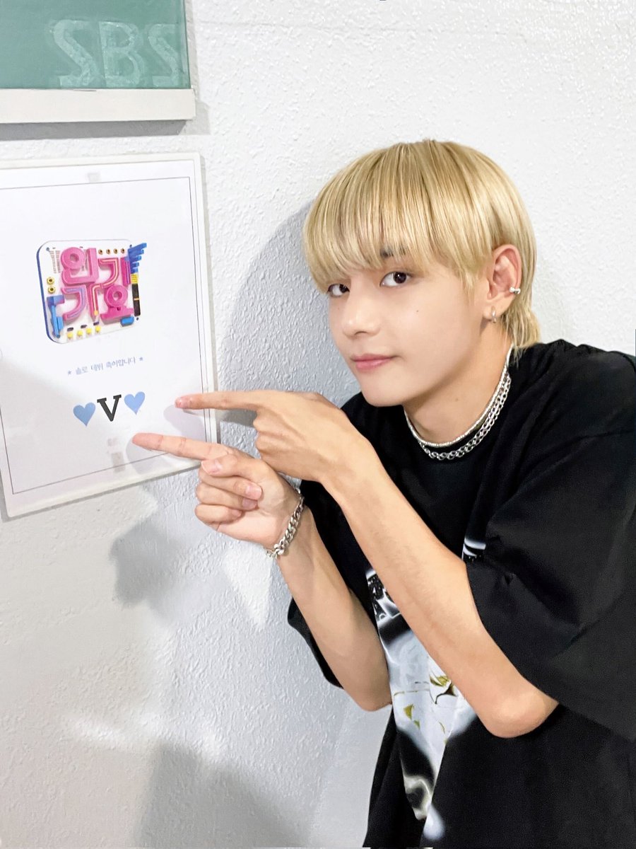 9295MP4's tweet photo. [230910 🐯]
#김태형 #태형 #뷔 #kimtaehyung #taehyung #btsv #V https://t.co/QcDkM39rIw