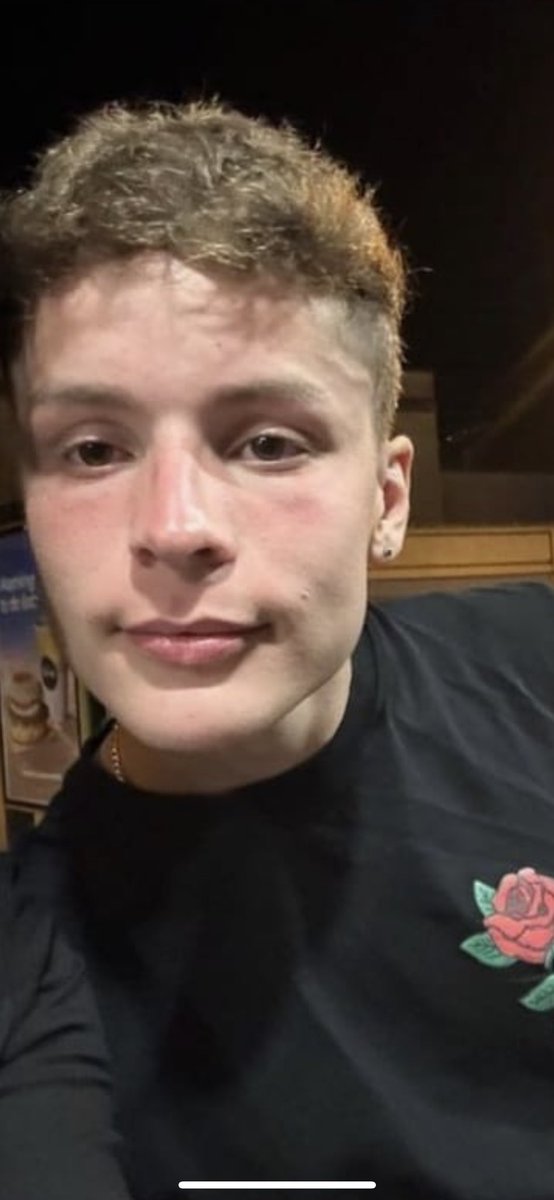Hot one yesterday with Ilch Ressies winning 3-0 against Langport.

Joey, Matty and Clemo with the goals. 

Simon Amor celebrated the win by going to Neo. He looks like he enjoyed himself…