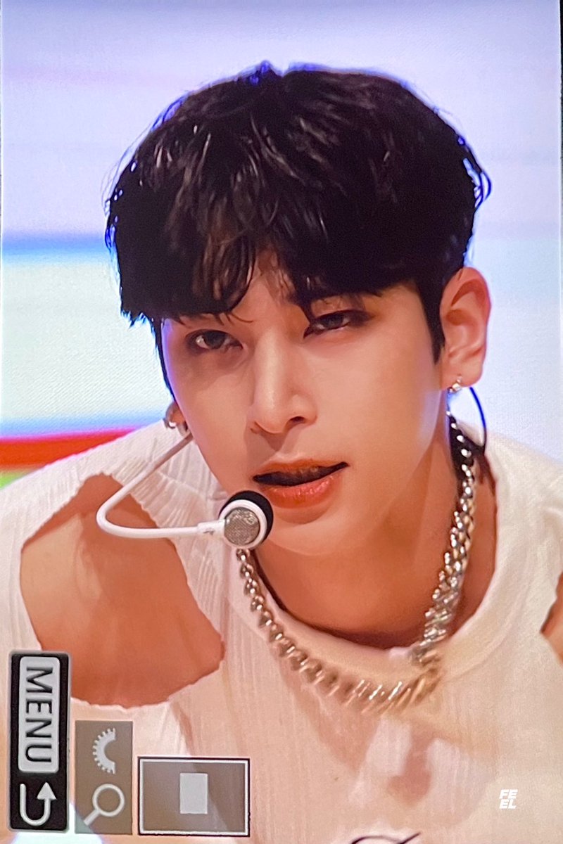 느낌 tweet media