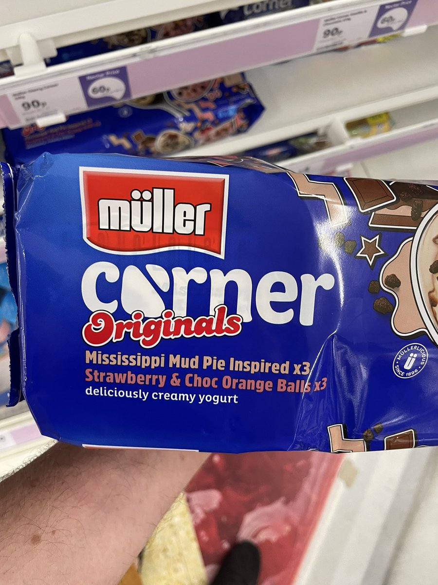 All_Things_New_'s tweet photo. Müller Corner Originals! 🥄 At Sainsbury’s @MullerUK_Ire #muller #mullercorner #yogurt #mississippimudpie #strawberry #orange #wellthisisnew https://t.co/nAaPYZUY7Q