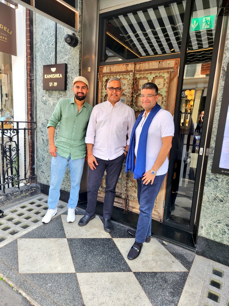 Had a great time earlier in the week at my buddy's #MichelinStar Indian MasterChef @chefatulkochhar at his lovely #Mayfair restaurant @kanishkamayfair. A long overdue catch up my friend!