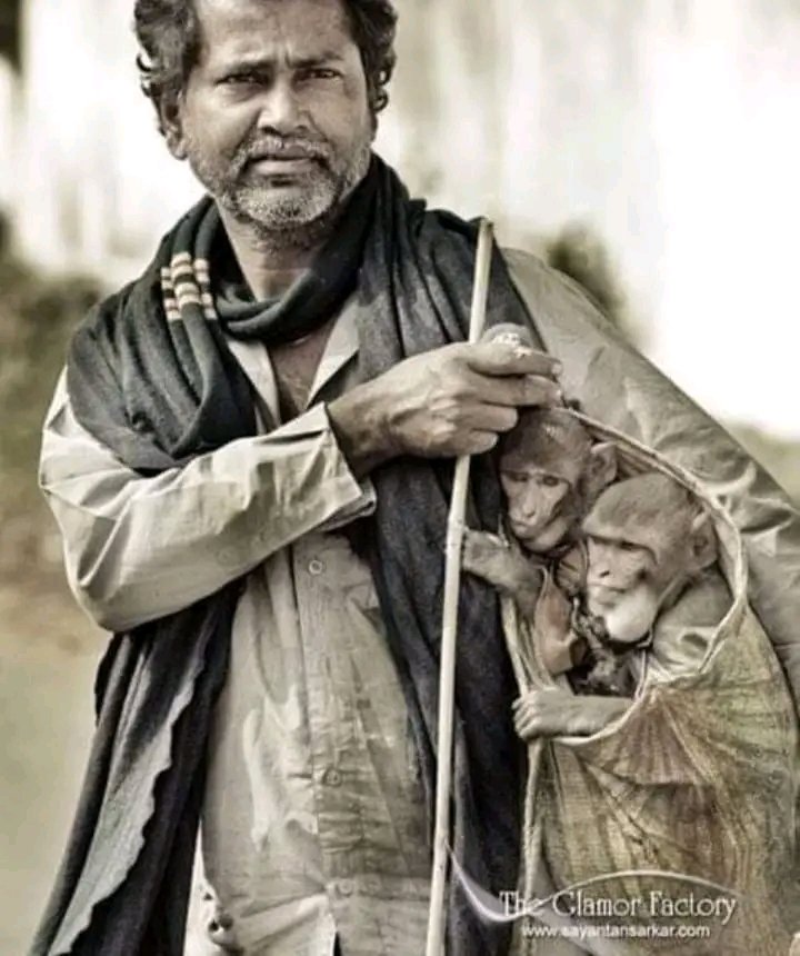 shivji138's tweet photo. इसके मजमें की कोई सीमा नहीं है,
@
आदमी दर्शक है और जिंदगी मदारी है...!!!
#keepsmilling https://t.co/q3hUGHAbAk