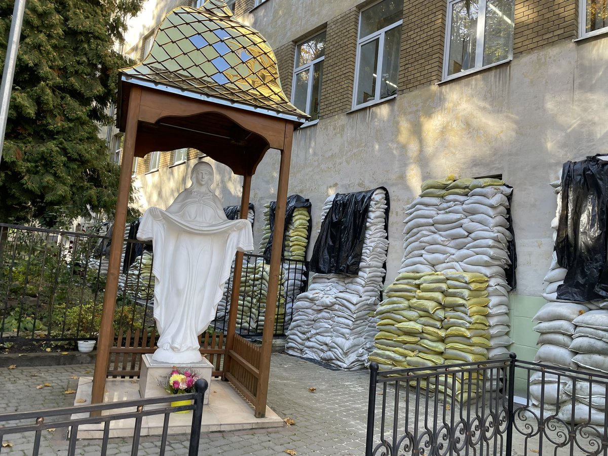 Robert Mull tweet media