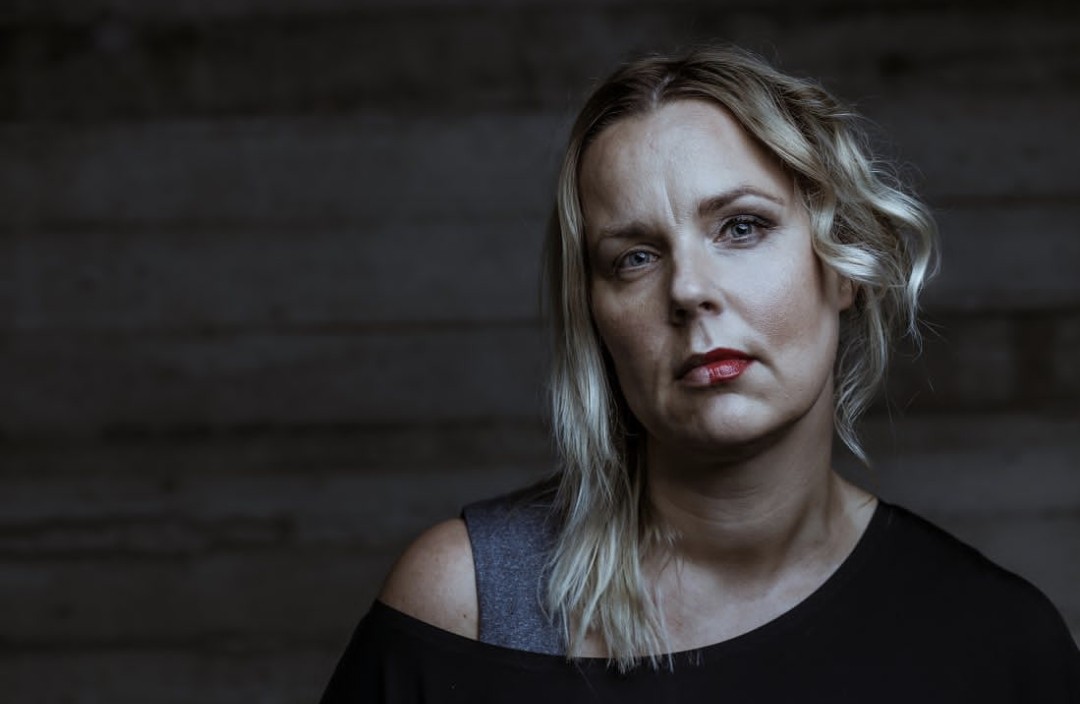 Aiz vissarkanākajām lūpām, aiz vislielākā smaida un skaļākajiem smiekliem, aiz skaisti ieveidotajiem matiem var slēpties bezcerība, izmisums un bezpalīdzība. Šodien Vispasaules pašnāvību prevencijas diena.  Esi blakus, pajautā kā otrs jūtas, sadzirdi. #WorldSuicidePreventionDay