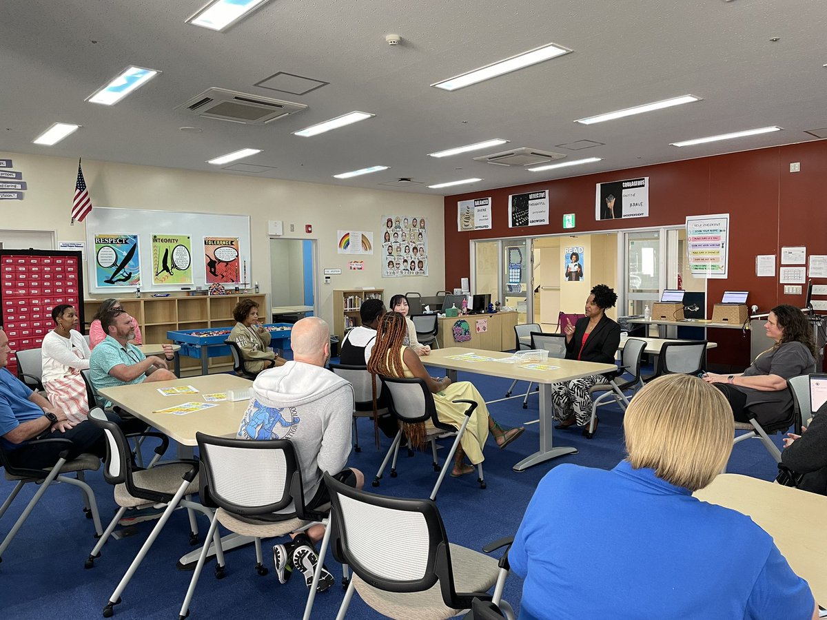 Our PacEast Community Superintendent Mrs Sonya Gates visited our school to listen to teacher concerns and share her vision for excellence. #dodeainaction #PacEastExcellence