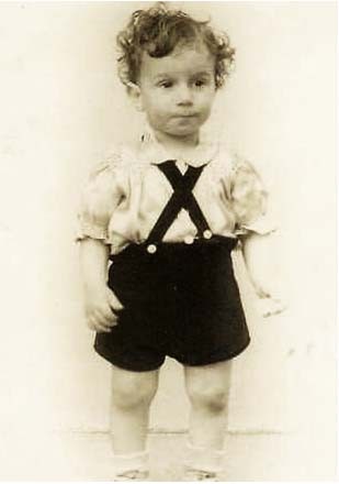 AuschwitzMuseum's tweet photo. 10 September 1937 | A Belgian Jewish boy, Marcel Alter, was born in Brussels. He lived in the Netherlands.

He arrived at #Auschwitz on 30 September 1942 in a transport of 610 Jews deported from #Westerbork. He was among 454 of them murdered in a gas chamber. https://t.co/MpGZRtqVXL