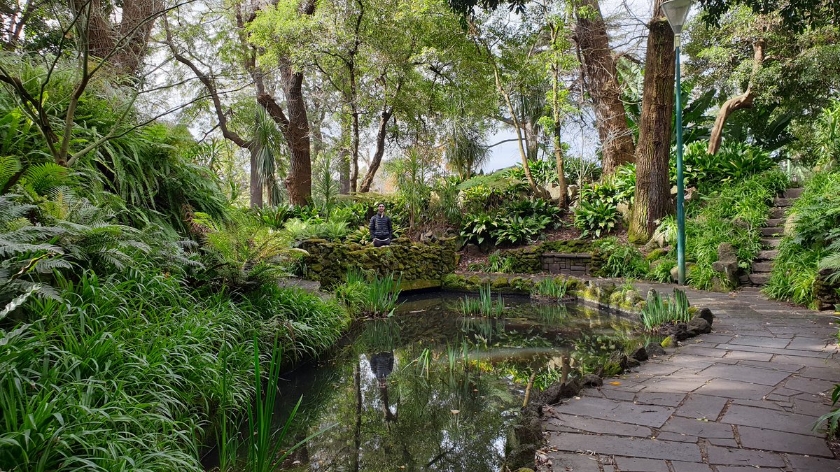 The weather was horrid, but yesterday we managed to get a few of our Rotaract District 9810 STEPtember steppers together for a beautiful walk in the Royal Botanic Gardens!! 

Donations towards our STEPtember fundraiser are still open! 

steptember.org.au/fundra.../Rota…