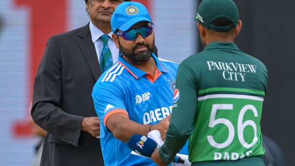 They_callmeSyed's tweet photo. Captain Babar Azam won the toss and opted to Bowl first 
#INDvsPAK https://t.co/RaUoKqeObi