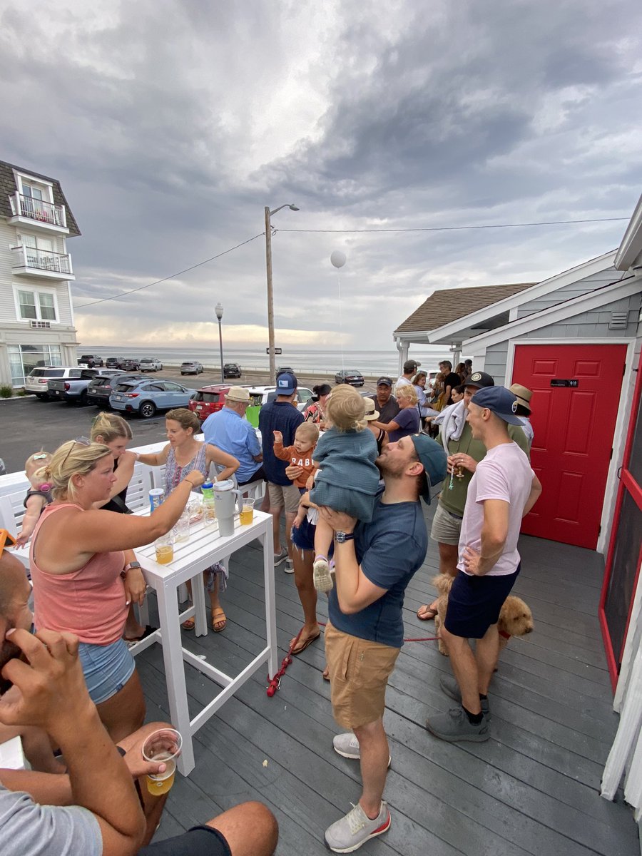 DrsIslandbrew's tweet photo. Thanks for making our Grand Opening a huge success. We look forward to serving Hull, MA and the surrounding communities for many years to come. 🙏 Lots of fun and innovative things to come. https://t.co/TizpzSI7vD