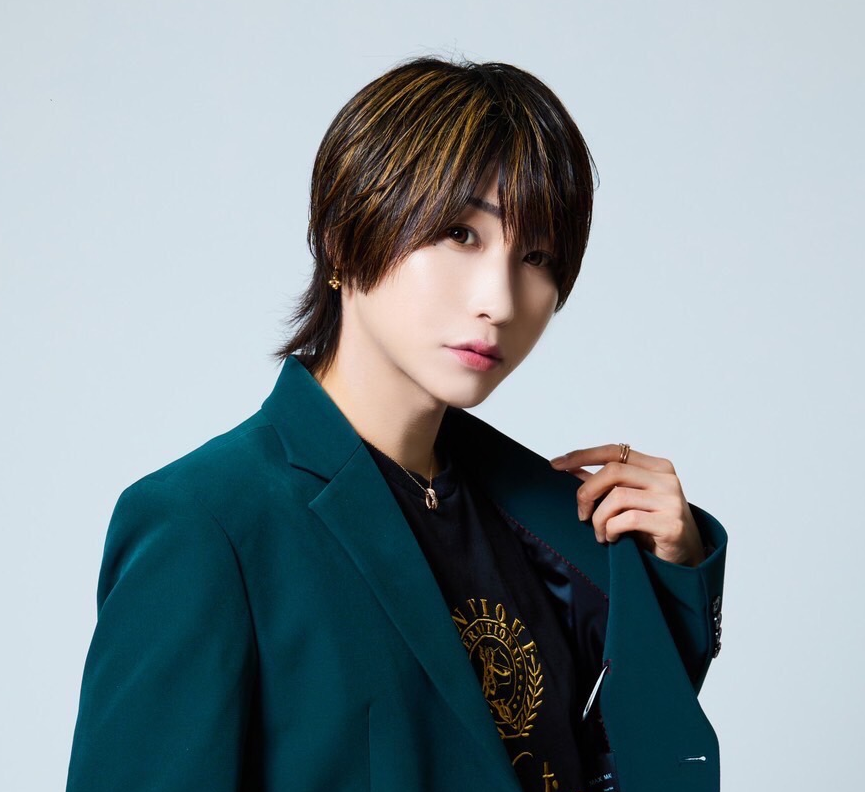 Club_ALLBLACK's tweet photo. --TODAY'S LASTSONG---

～北信介幹部補佐～

シャンパンオーダーが多い中、突撃オールコール炸裂✨

キター✊信介❗️　静かな闘志🔥

#敗北を知りたい
#ALLBLACK
#職業イケメン
#北信介
#次世代スター
#未経験からナンバーワンへ
#1000万player
#キタシン https://t.co/f2mua89qGR