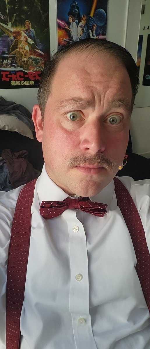 I love my job, but 31°, London! 31° freakin' degrees! 😥😥😥😥