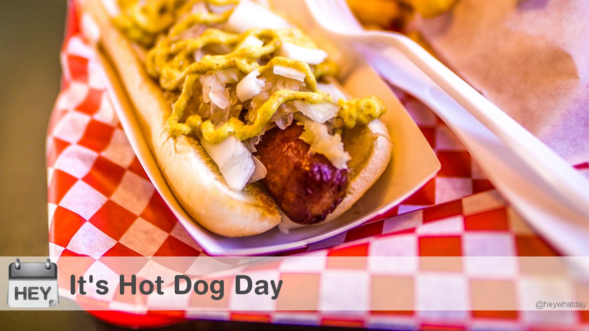 It's Hot Dog Day! 
#NationalHotDogDay #HotDogDay #Foodie
