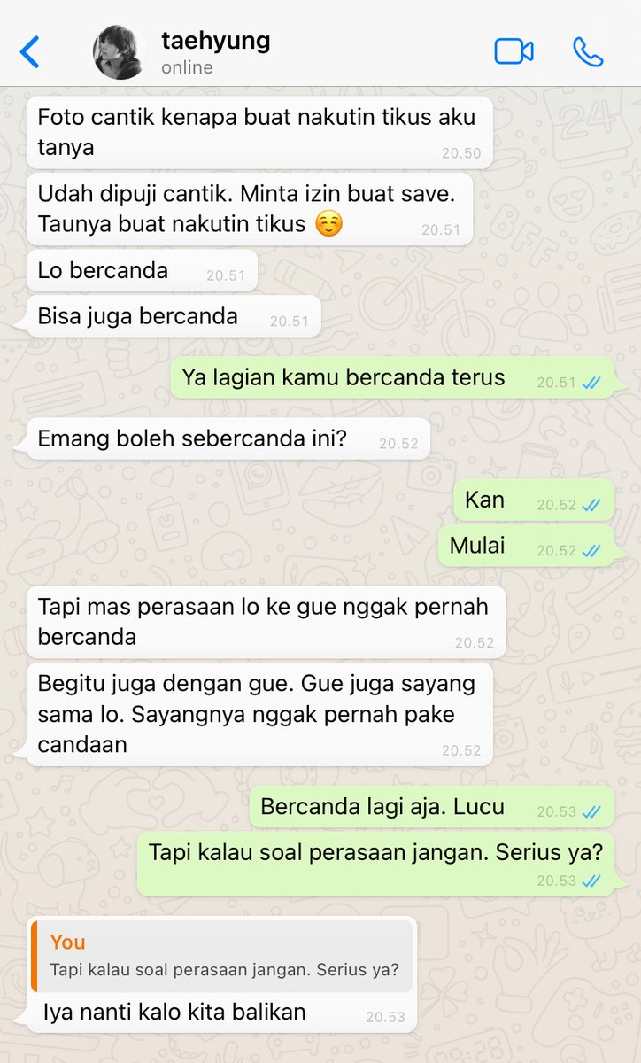samctaury's tweet photo. kookv au. one tweet.

— bercanda pada tempatnya.

bisa bercanda, juga bisa serius. itu alasan kenapa bisa jatuh cinta selama ini, meski harus merasakan yang namanya putus dulu. https://t.co/aZJTrFeBA3
