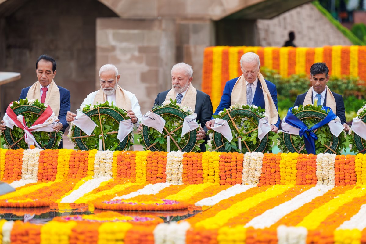 POTUS46Archive's tweet photo. The partnership between India and the United States is rooted in Mahatma Gandhi’s principal of trusteeship – trusteeship that is shared between our countries and for our shared planet.
 
Thank you, Prime Minister for bringing us here today. https://t.co/ulo0T0jgLK