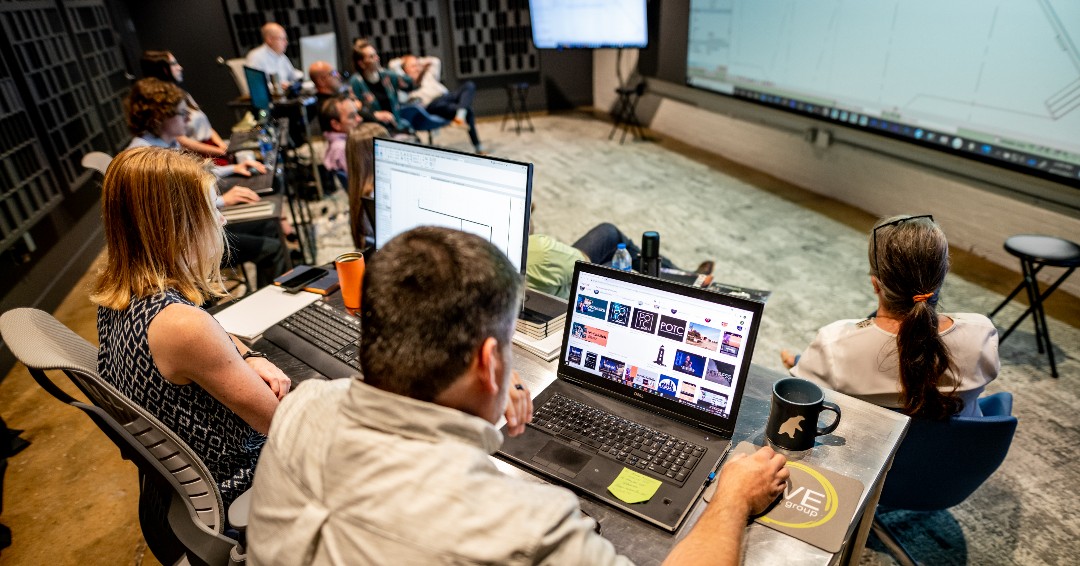 LIVEdesigngroup's tweet image. You and your team are part of designing your building with us, LIVE #LIVEdesignsession #designingLIVE #collaborate #bettertogether