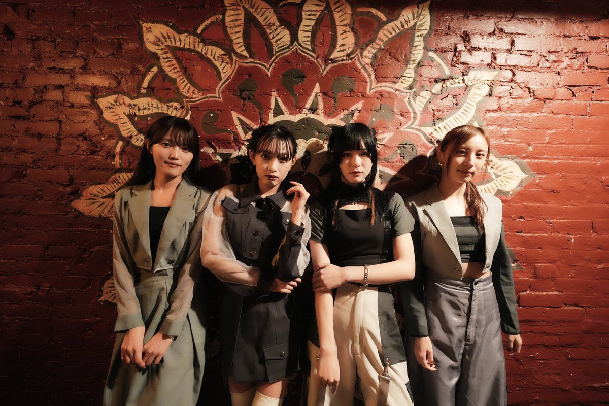 F5q2sLHbMAAKrdJ?format=jpg&name=medium