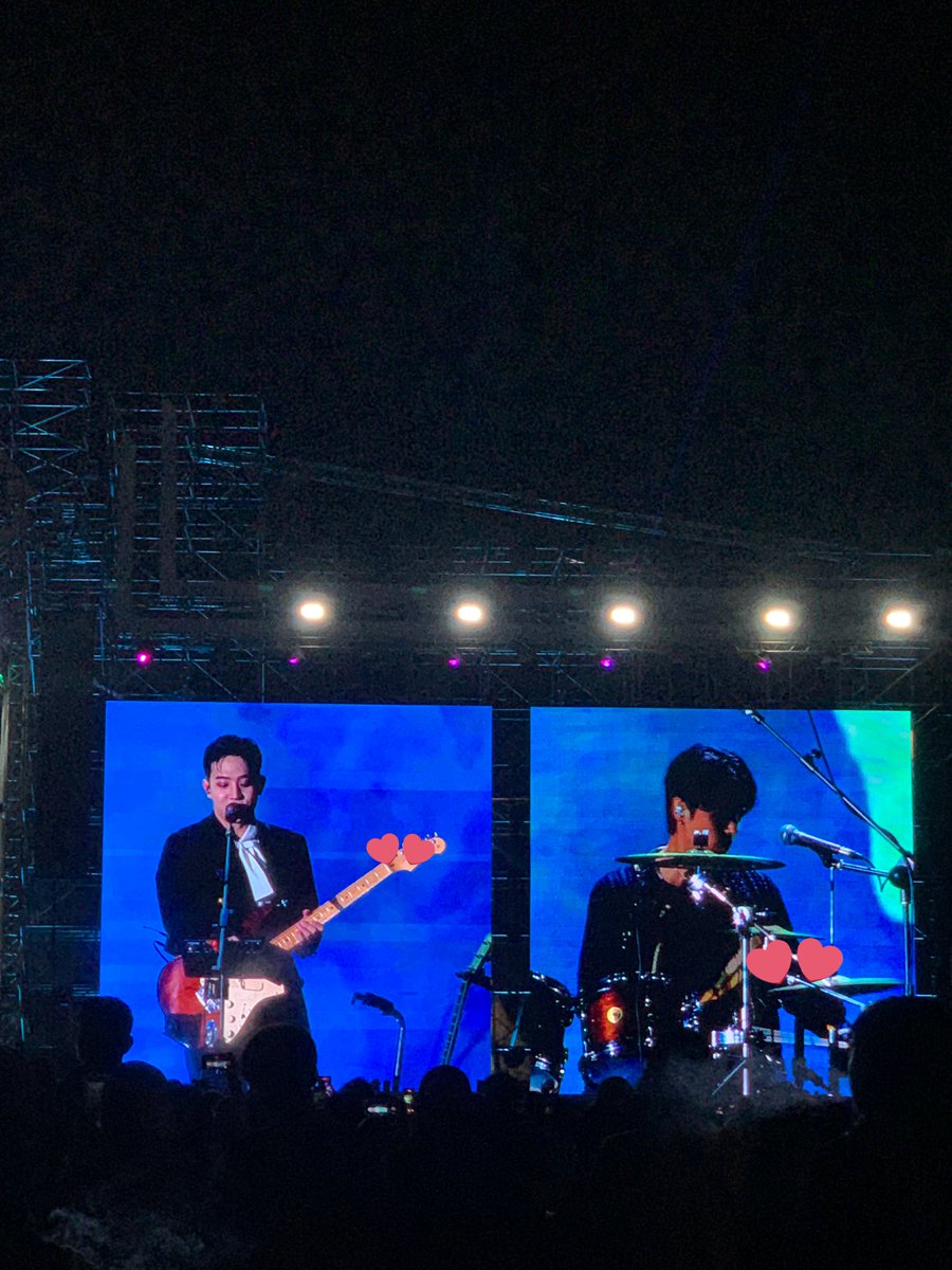 ika_zean's tweet photo. The best opening ever!!!
@TheRose_0803 right???
@woosungofficial
@parclassic
@hajoon_I
@jaehyeong0011
YOU LOOK SO GOOD, COME ON BABY!!! 🎉🔥🎶🎵
BACK TO US !
#TheRose
#TheRoseInCigombong
#TheRoseInBogor
#TheRoseBackToINA
#LMACMUSICFORALLFEST https://t.co/E9B7gGIfnw