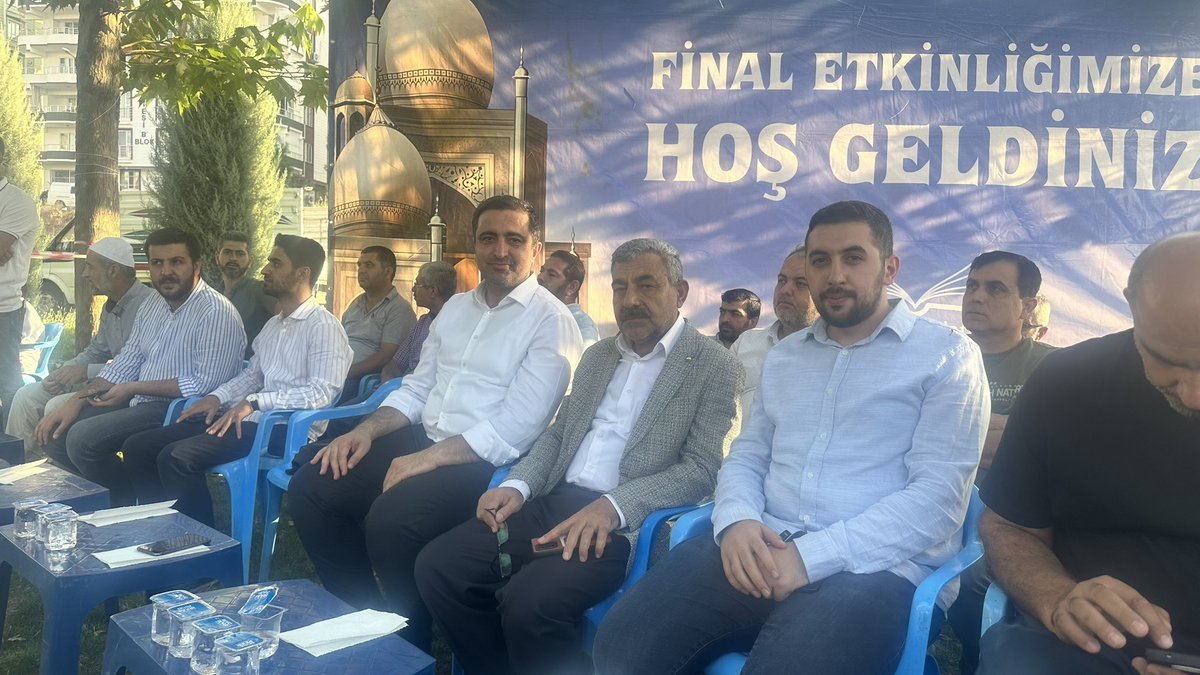 MEnesimir's tweet photo. #Batman  #HayatNamazlaGüzeldir programındayız…

MaşaAllah barekAllah @KuranNesliP teşekkür ediyoruz… https://t.co/tFO9X3cSKa