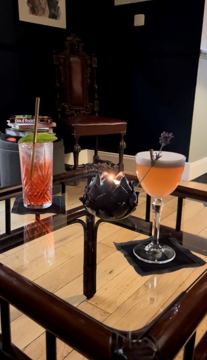 Cocktail corner.... Have you tried our seasonally inspired cocktails at our Waypoint Bar yet?
#thelovat #stationroadrestaurant #visitinvernesslochness #visitscotland #scottishhighlands #scotland #seasonallyinspired #drinks #lovescotland #experience #passion #love  #cocktail