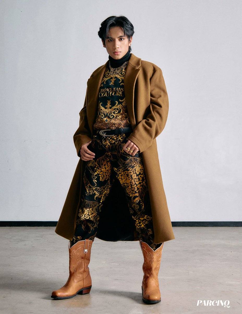 imszmc_yen's tweet photo. prince charming
#WanderlustIssue
#PLUUSforPARCINQ
#PLUUS @pluus_official
#PLUUSGAB https://t.co/0R9B3OzV7B