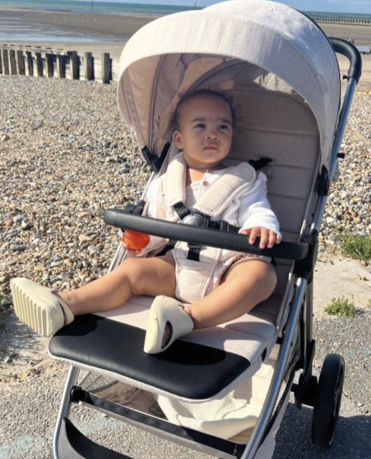 Experience everyday luxury with the NEW <a href="/BillieFaiers/">Billie Faiers</a>  MB160 Oatmeal Pushchair 😍

Shop Now🛍️ : mybabiie.com/collections/mb…

#mybabiie #billiefaiers #signaturerange #mb160 #oatmeal #travel #holiday #summer #features #modern #stylish #mumlife #parenting