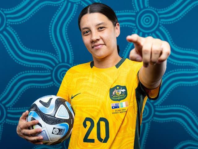 PSGs_Fred's tweet photo. Who is the best womens attacker of all time?🤔 https://t.co/ZVwVtAZFbq